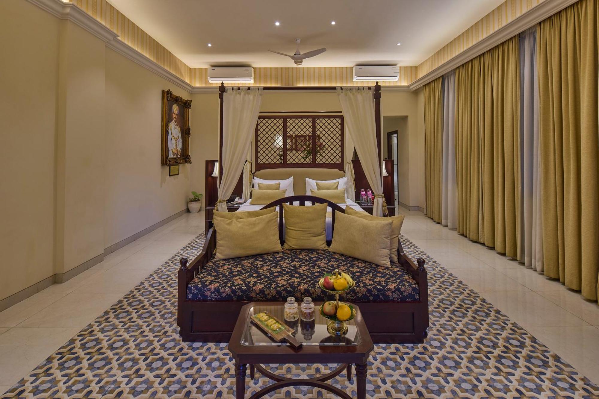 Royal Orchid Metropole Мисор Екстериор снимка