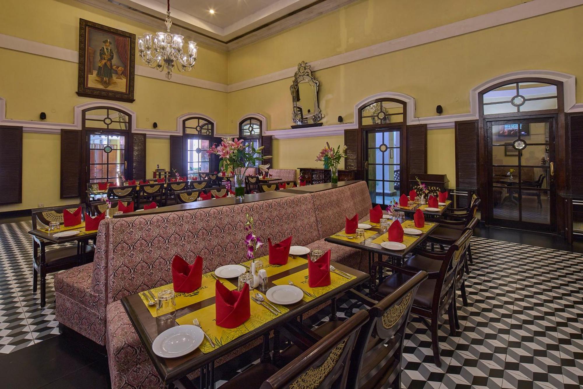 Royal Orchid Metropole Мисор Екстериор снимка