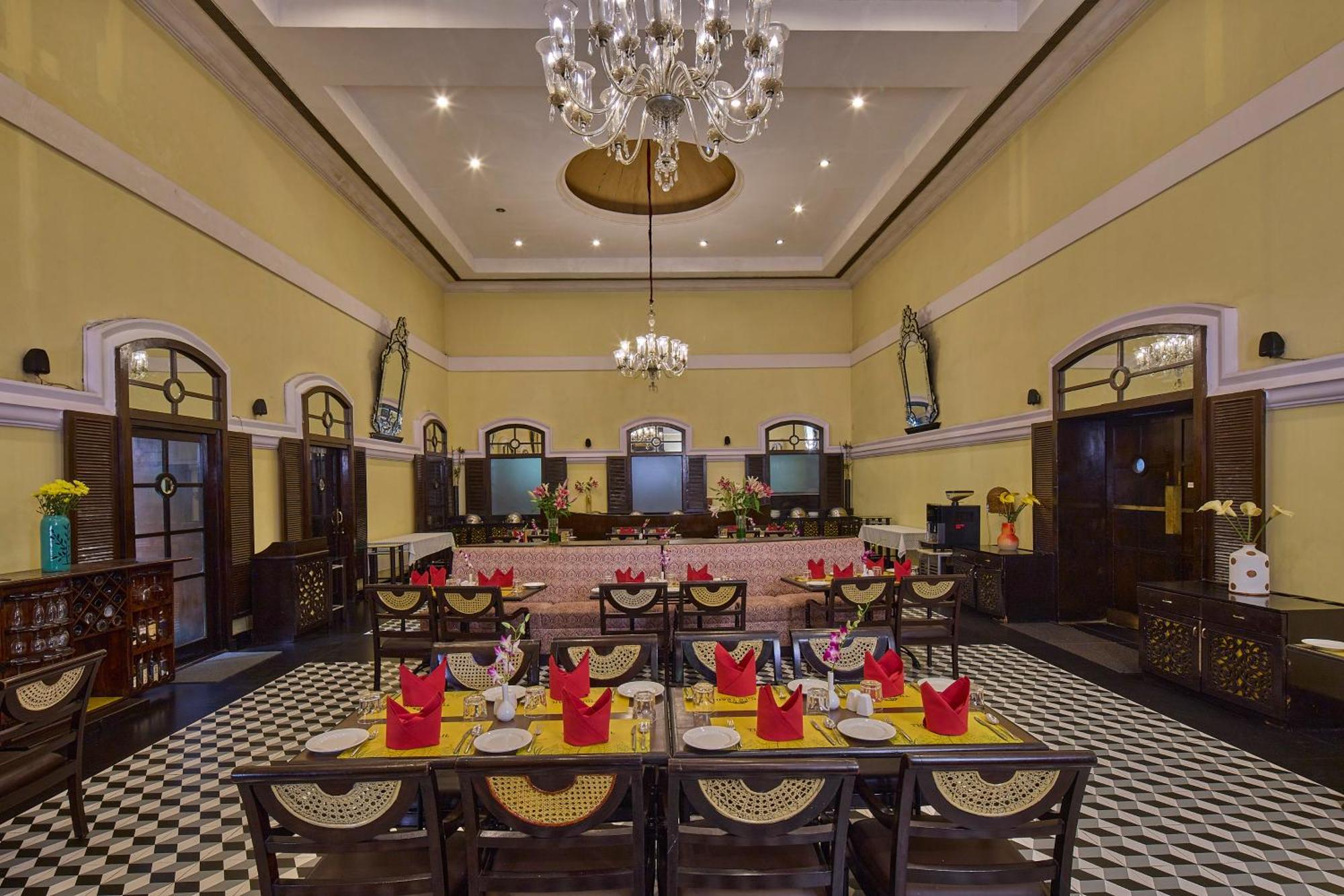 Royal Orchid Metropole Мисор Екстериор снимка